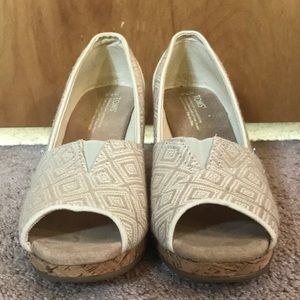 Toms peeptoe wedges